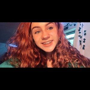 Meet your Posher, Kaitlin